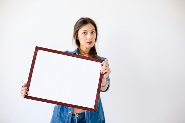 Faut-il utiliser les codes promo influenceurs uniquement durant les soldes de fin d'année ?