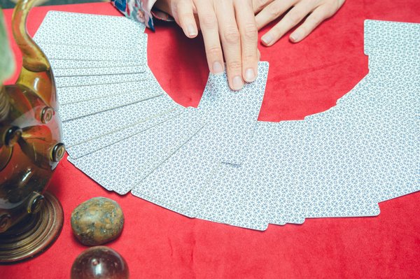 A quoi sert une consultation de voyance ? découvrez les réponses !